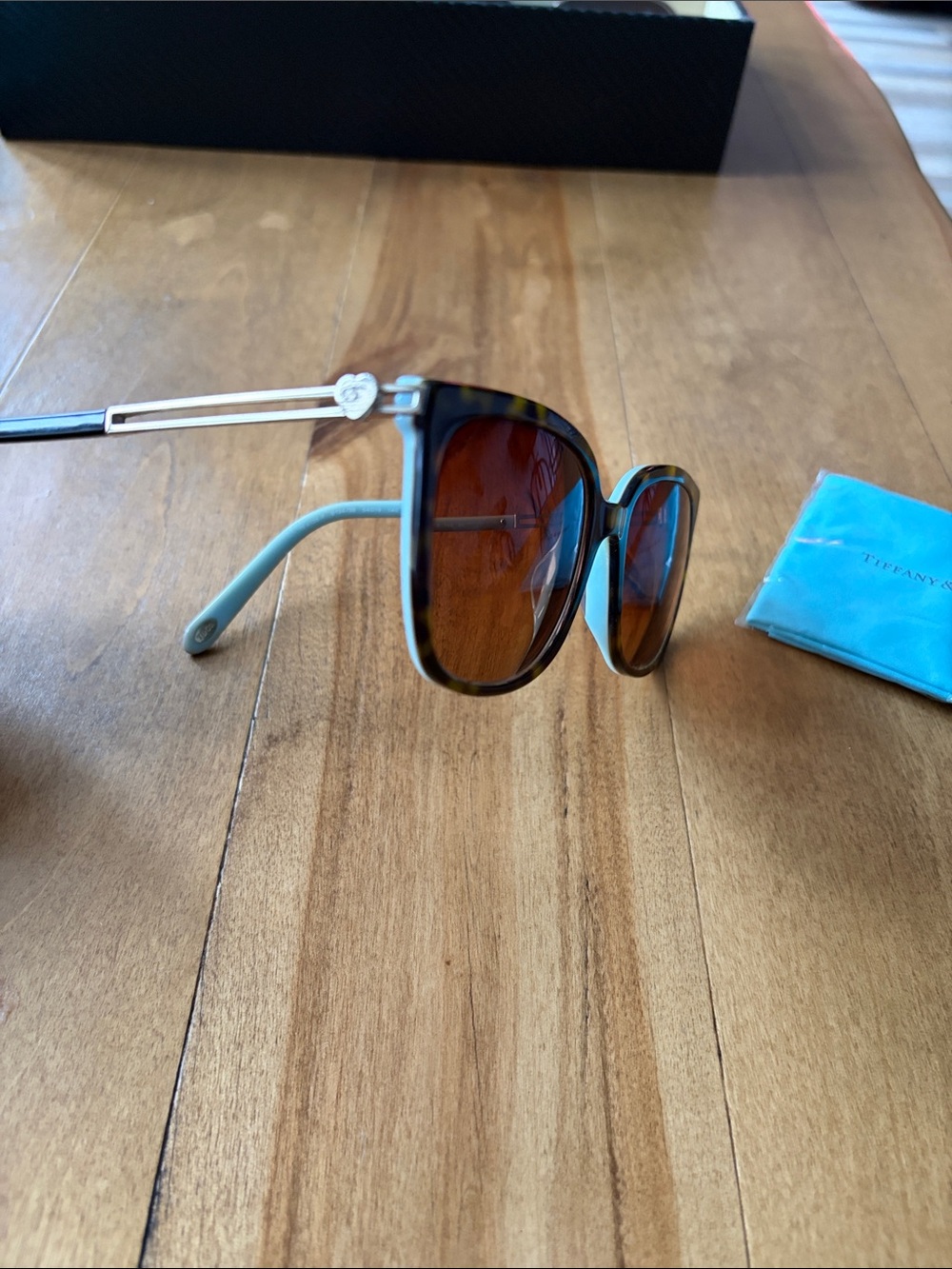 Tiffany & Co. Women’s Tortoiseshell Sunglasses - Picture 8 of 8